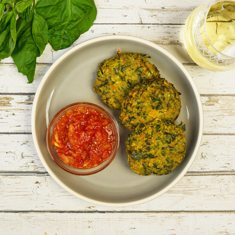 Galettes de tofu aux herbes, sauce tomate et légumes grillés Antoine.ca